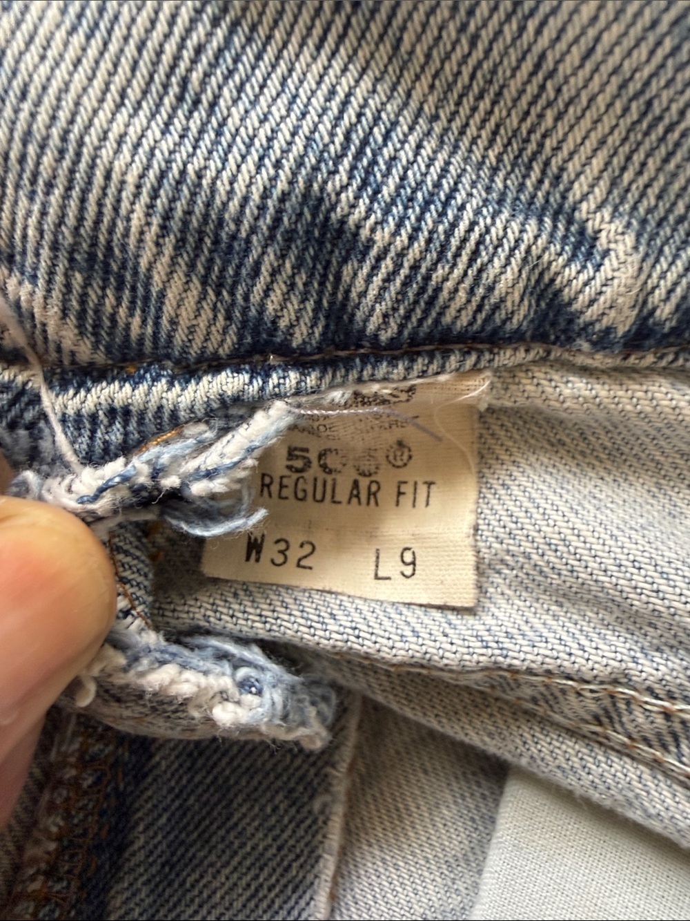 Levi’s vintage cut off denim shorts I. The perfect blue color - Picture 5 of 16